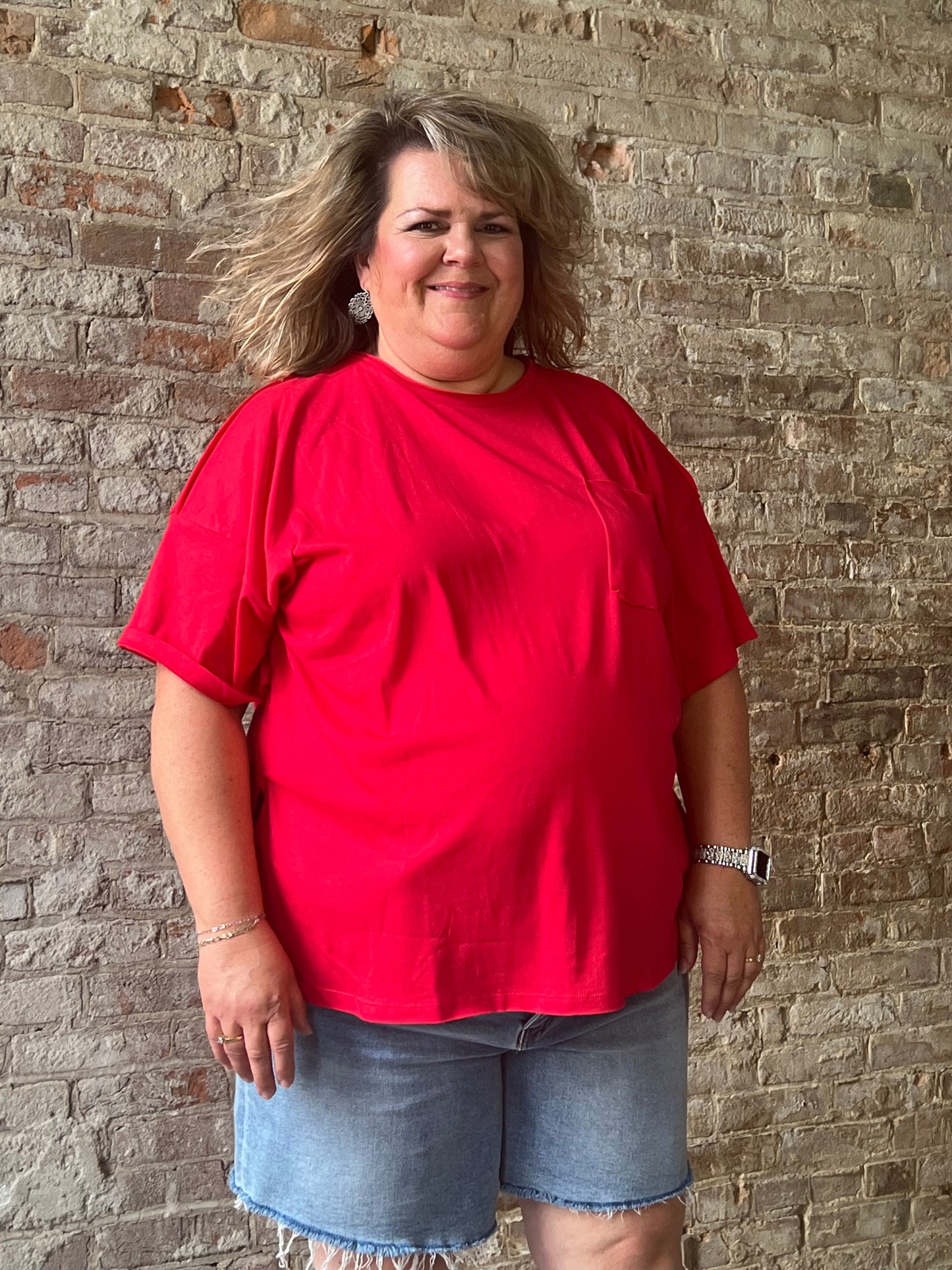 Curvy Front Pocket Raw Edge Boyfriend Tee ~ Red