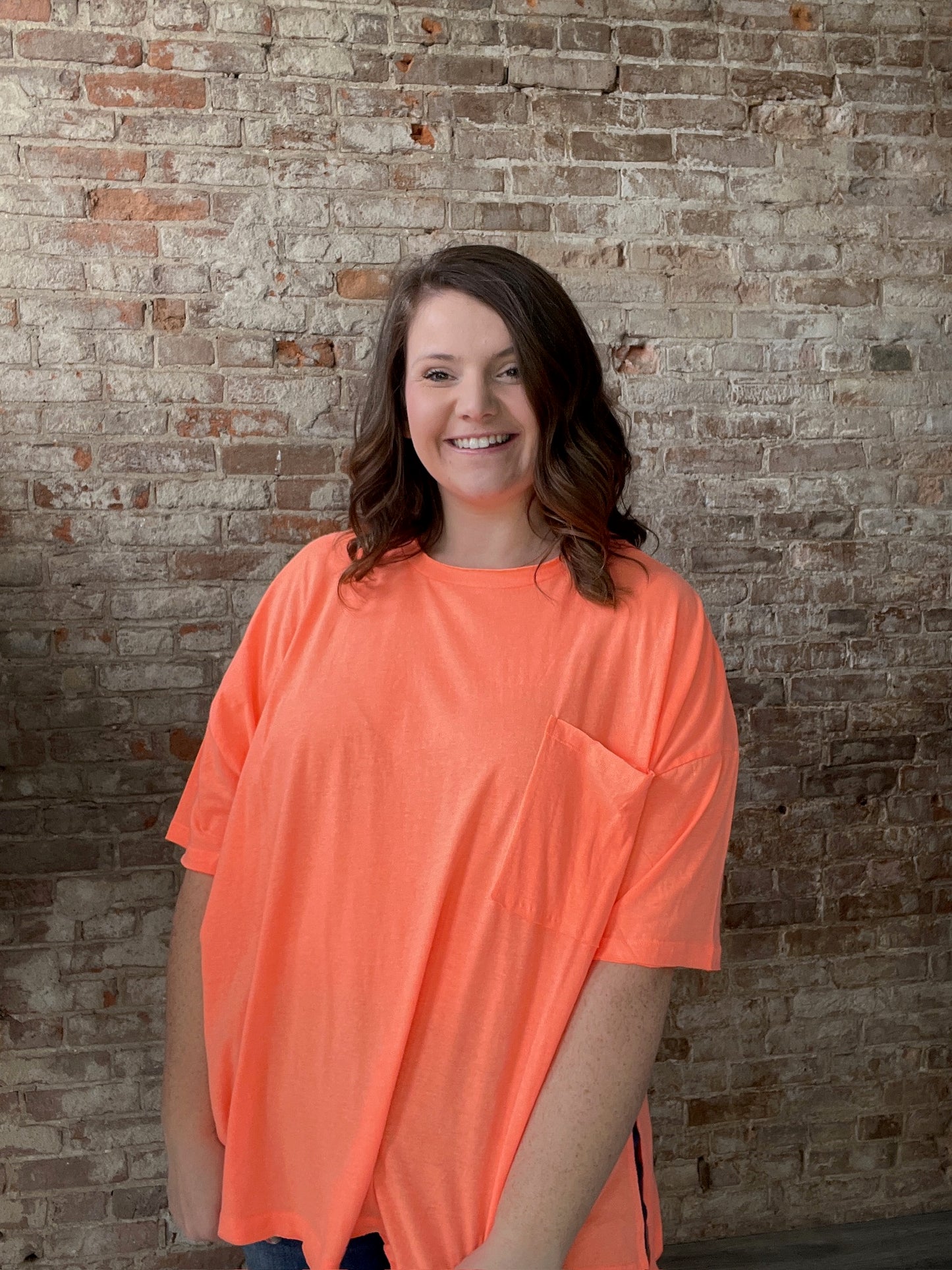 Curvy Simple Short Sleeved Tee
