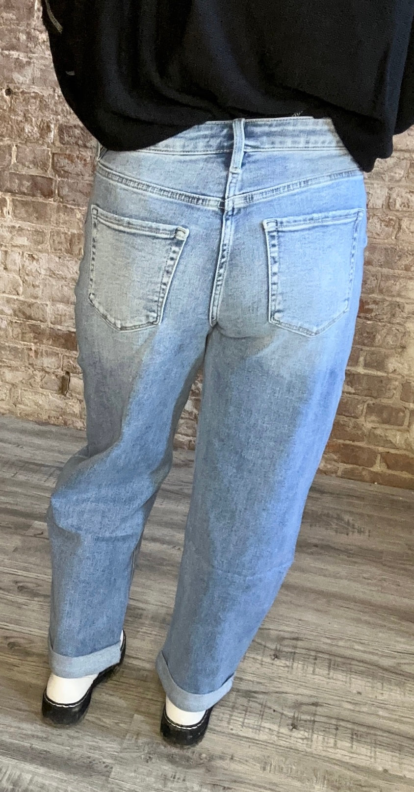 High Rise Barrel Jeans