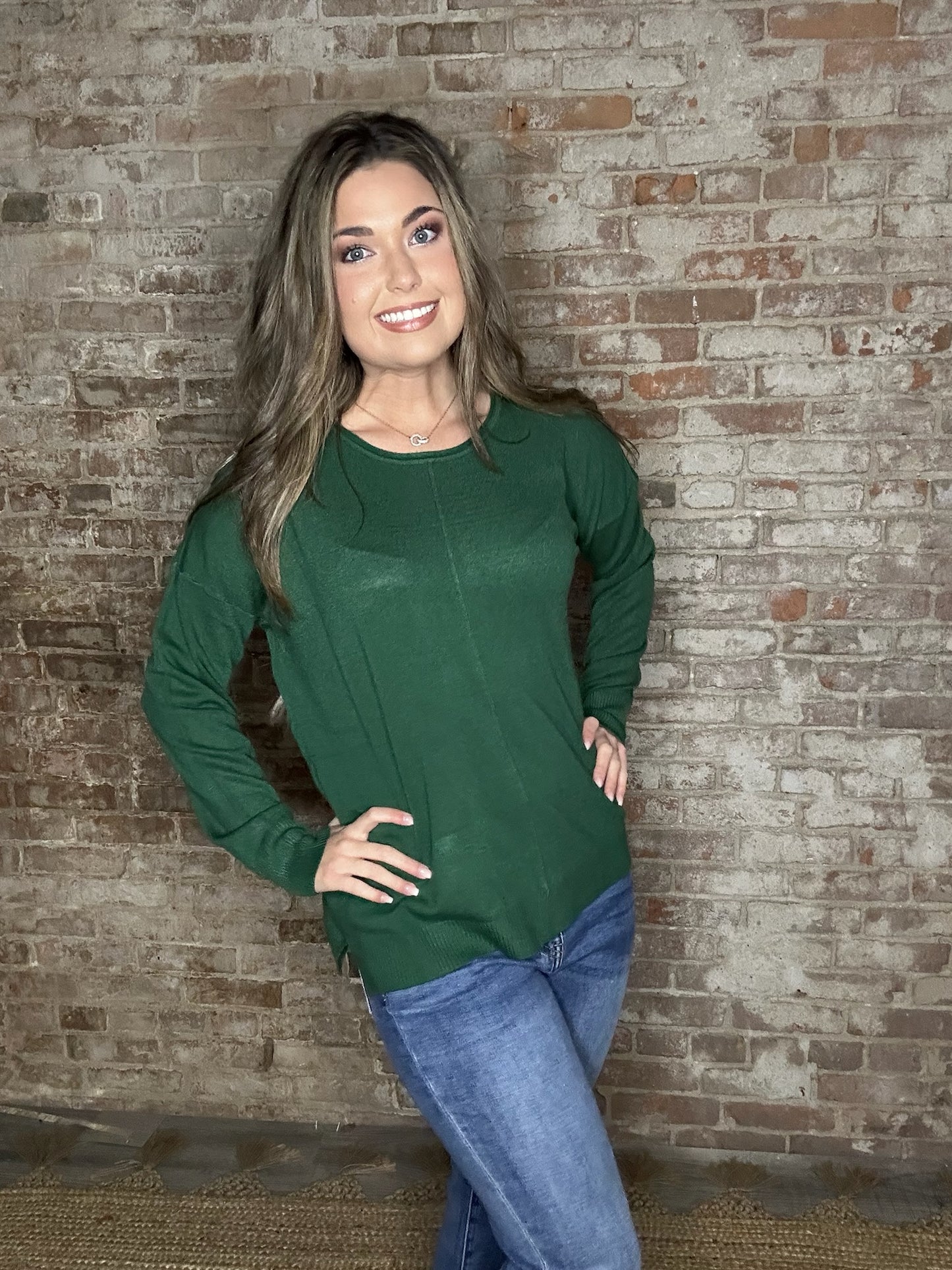 Front Seam Round Neck Sweater ~ Green