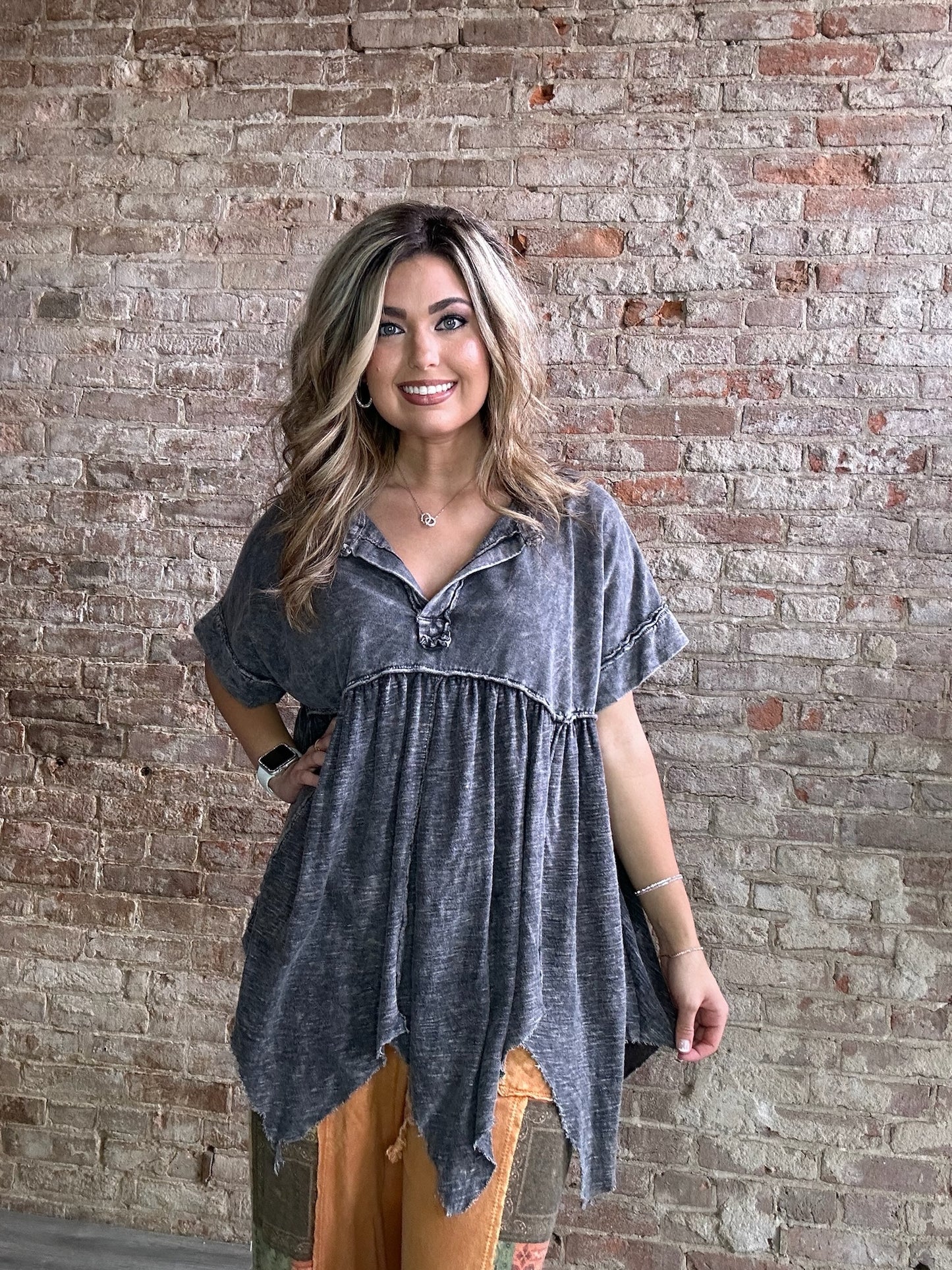 Mineral Washed Boho Flowy Tunic ~ Black