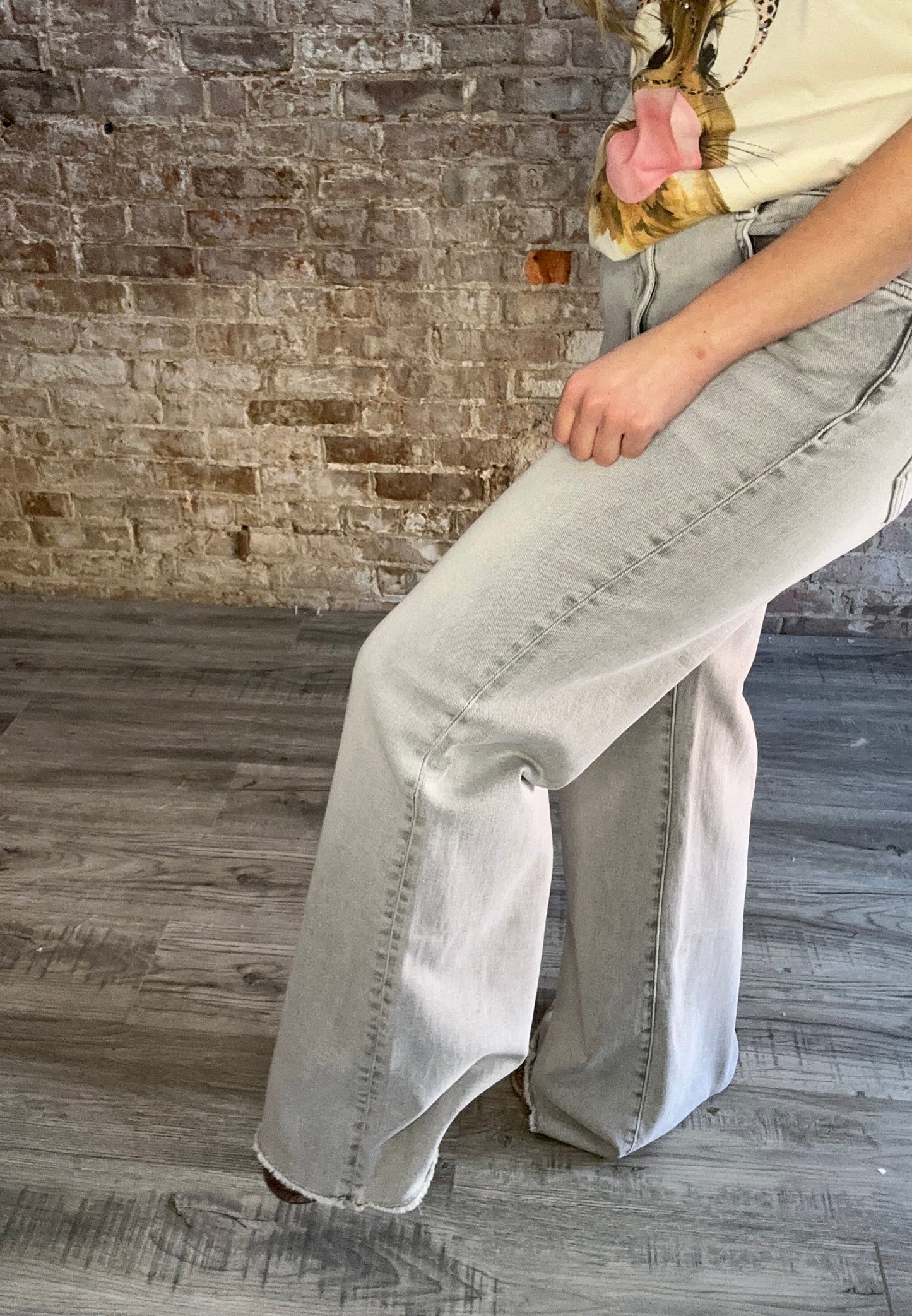 Super High Wide Leg with Raw Hem ~ Gray