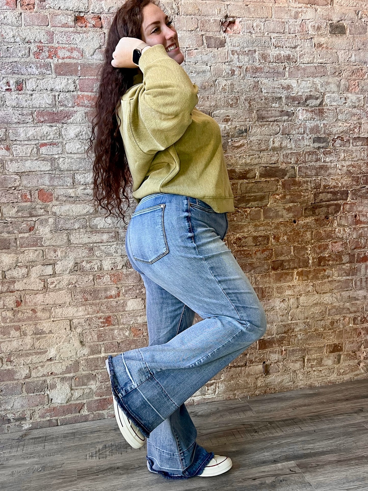 Curvy Judy Blue Tummy Control Released Hem Jeans