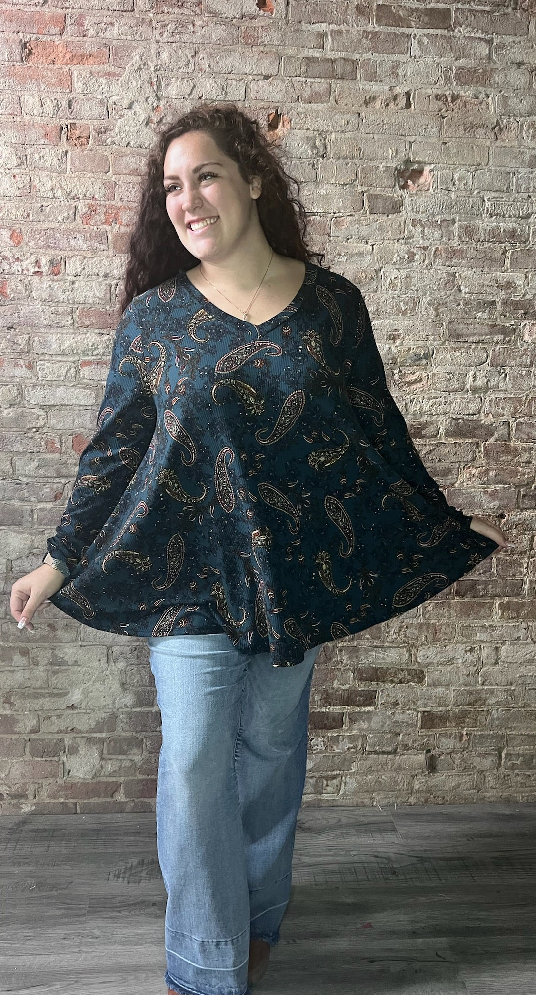 Curvy Flowy Paisley Knit Shirt