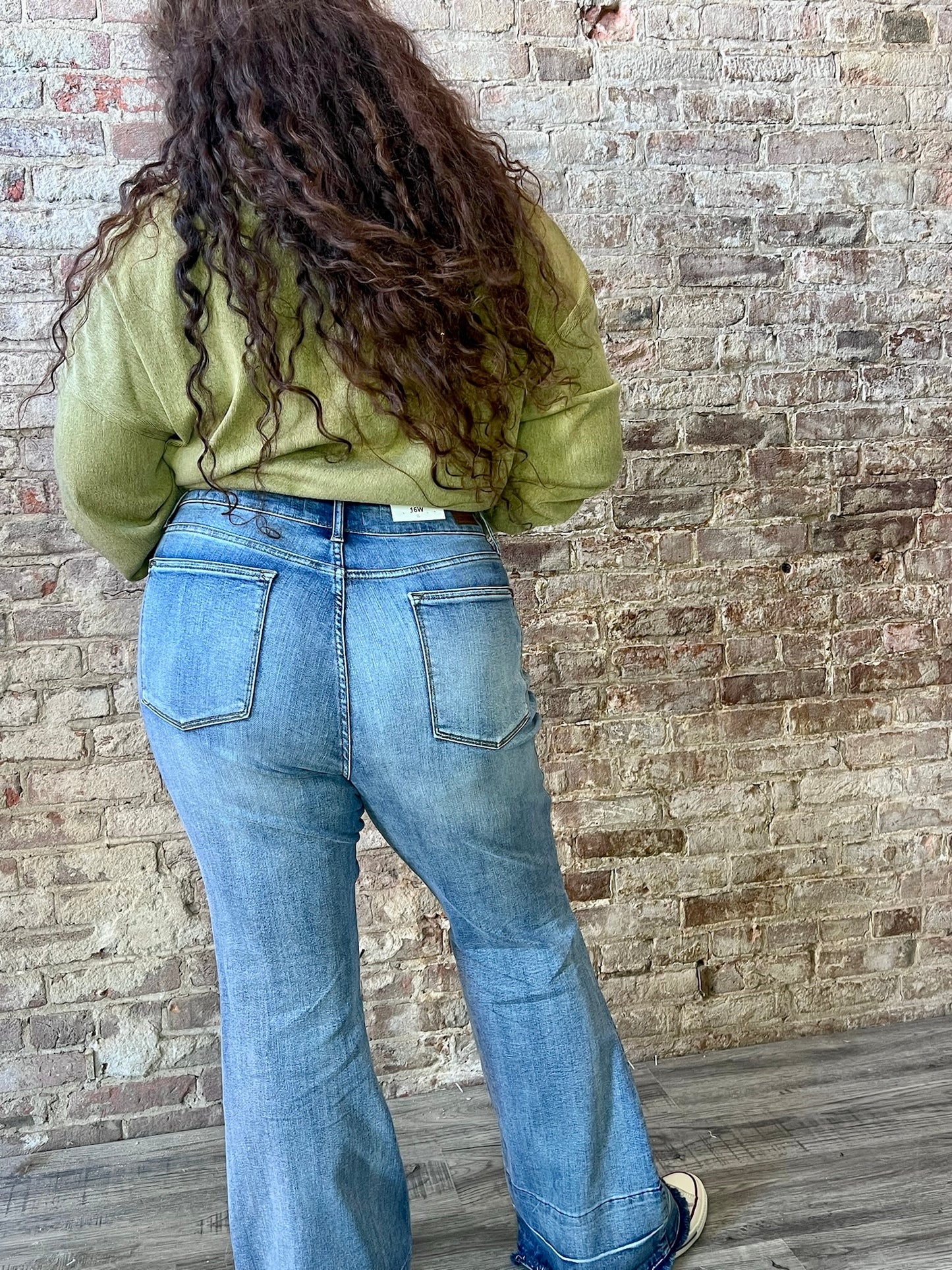 Curvy Judy Blue Tummy Control Released Hem Jeans