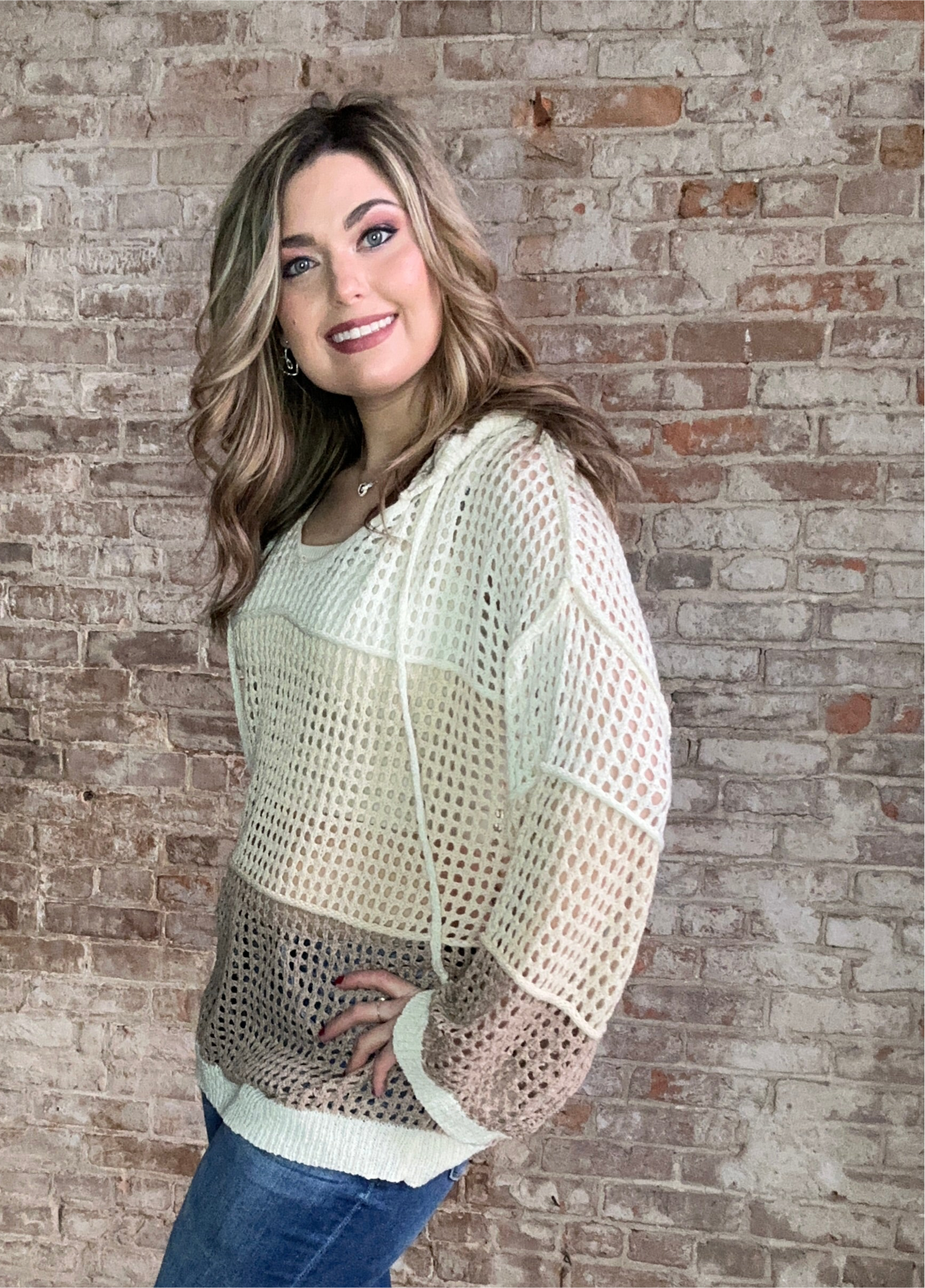 Contrasting Color Match Oversized Knit with Hood