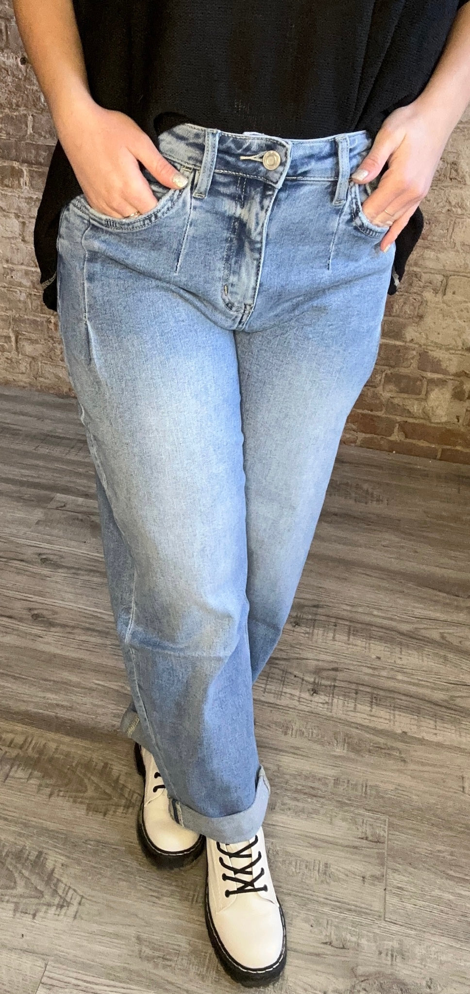 High Rise Barrel Jeans