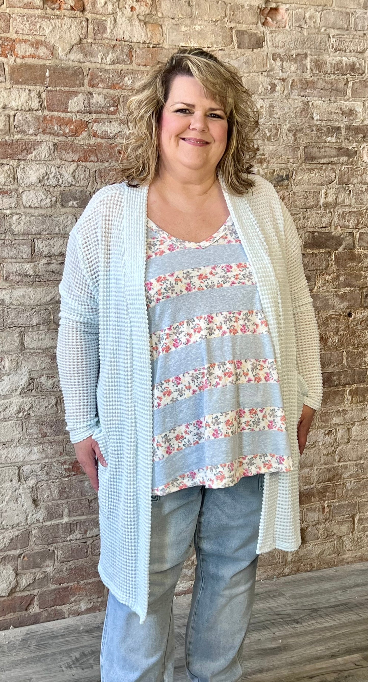 Curvy Flower Spaghetti Strap Tank ~ Blue