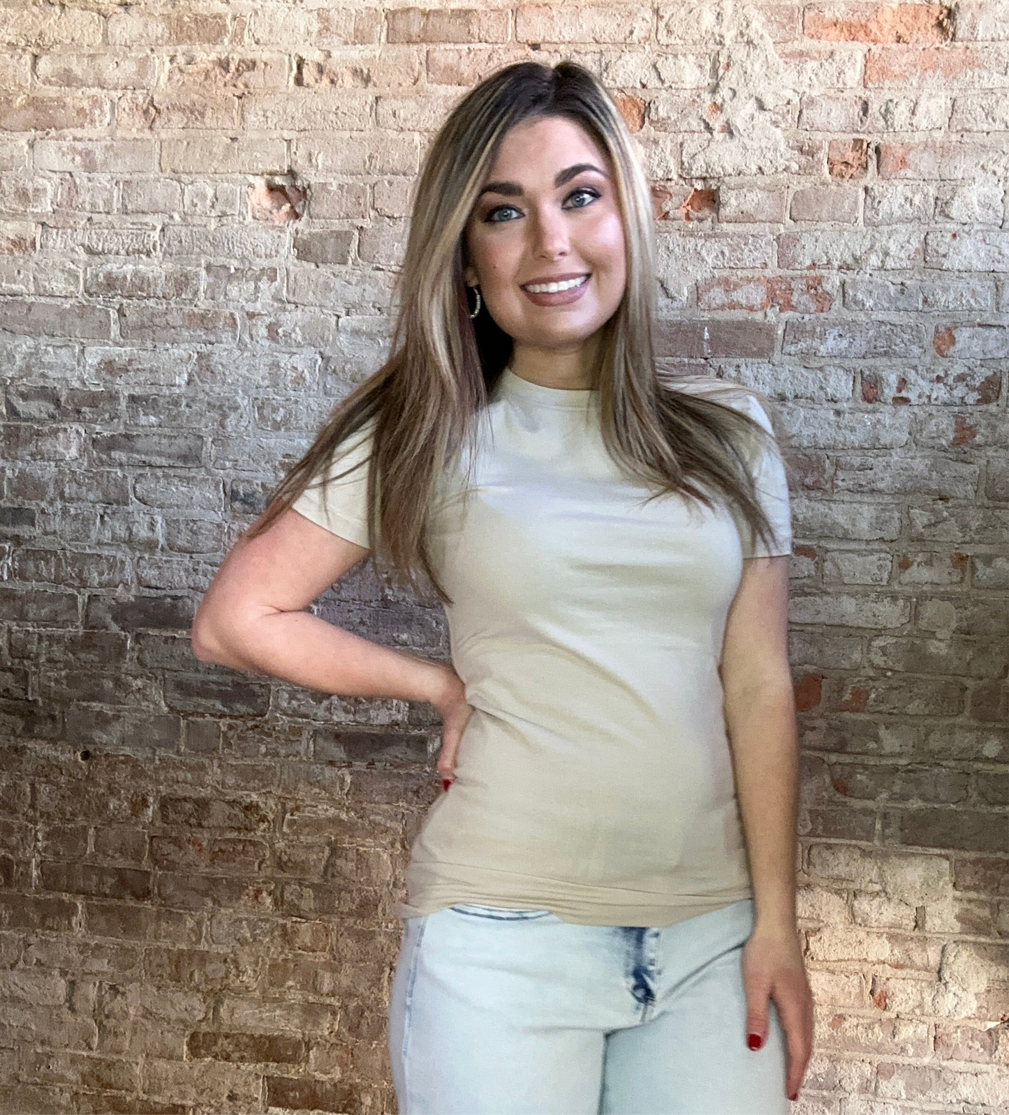 Simple Essential Tee ~ Off White