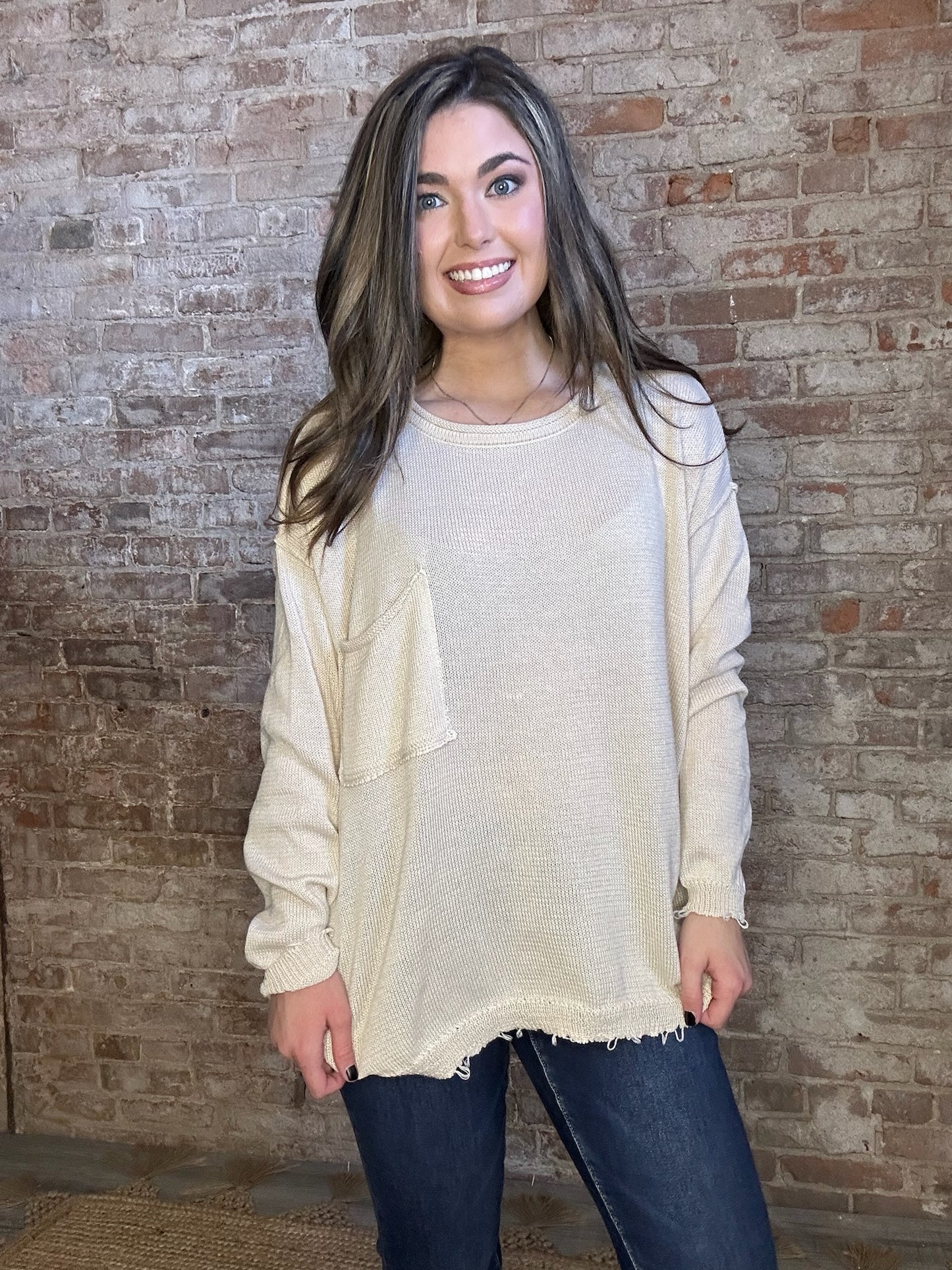 Simple Distressed Hem Sweater ~ Ivory
