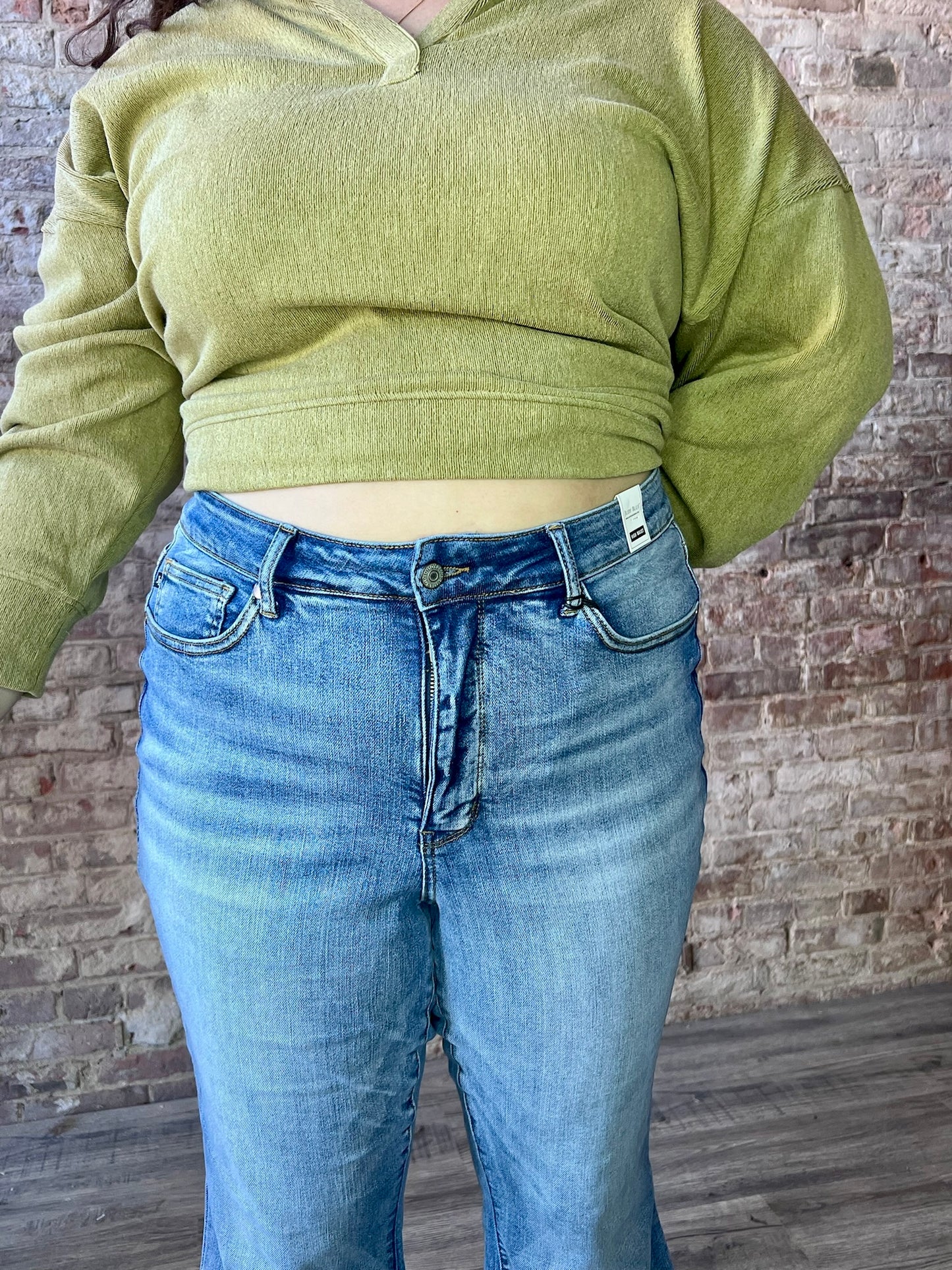Curvy Judy Blue Tummy Control Released Hem Jeans