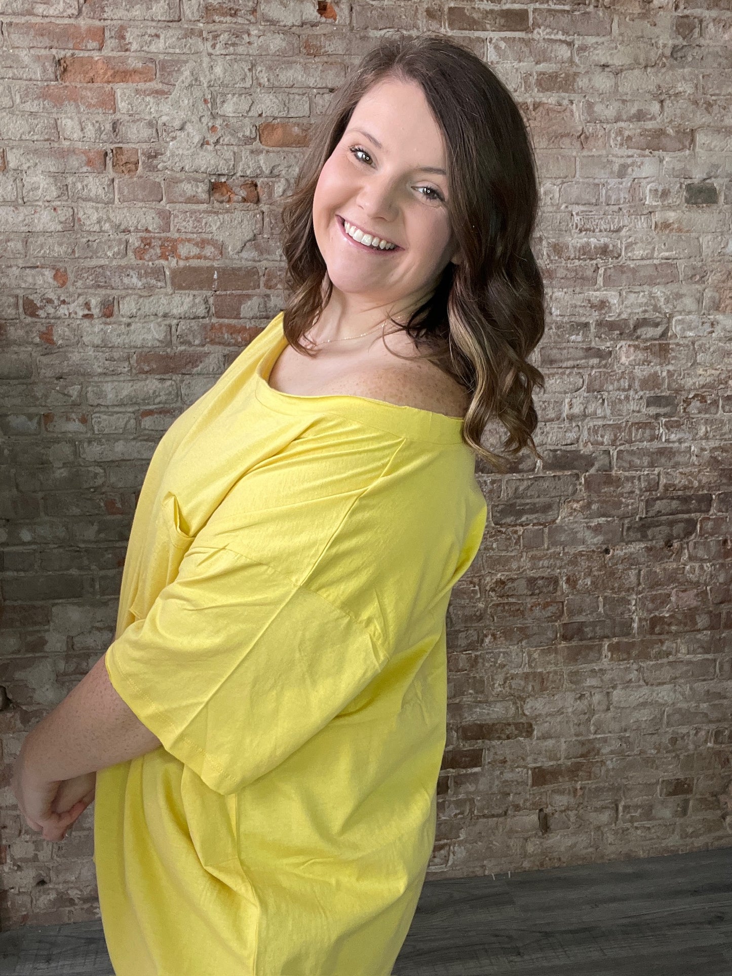 Curvy Simple Loose Neck Tees