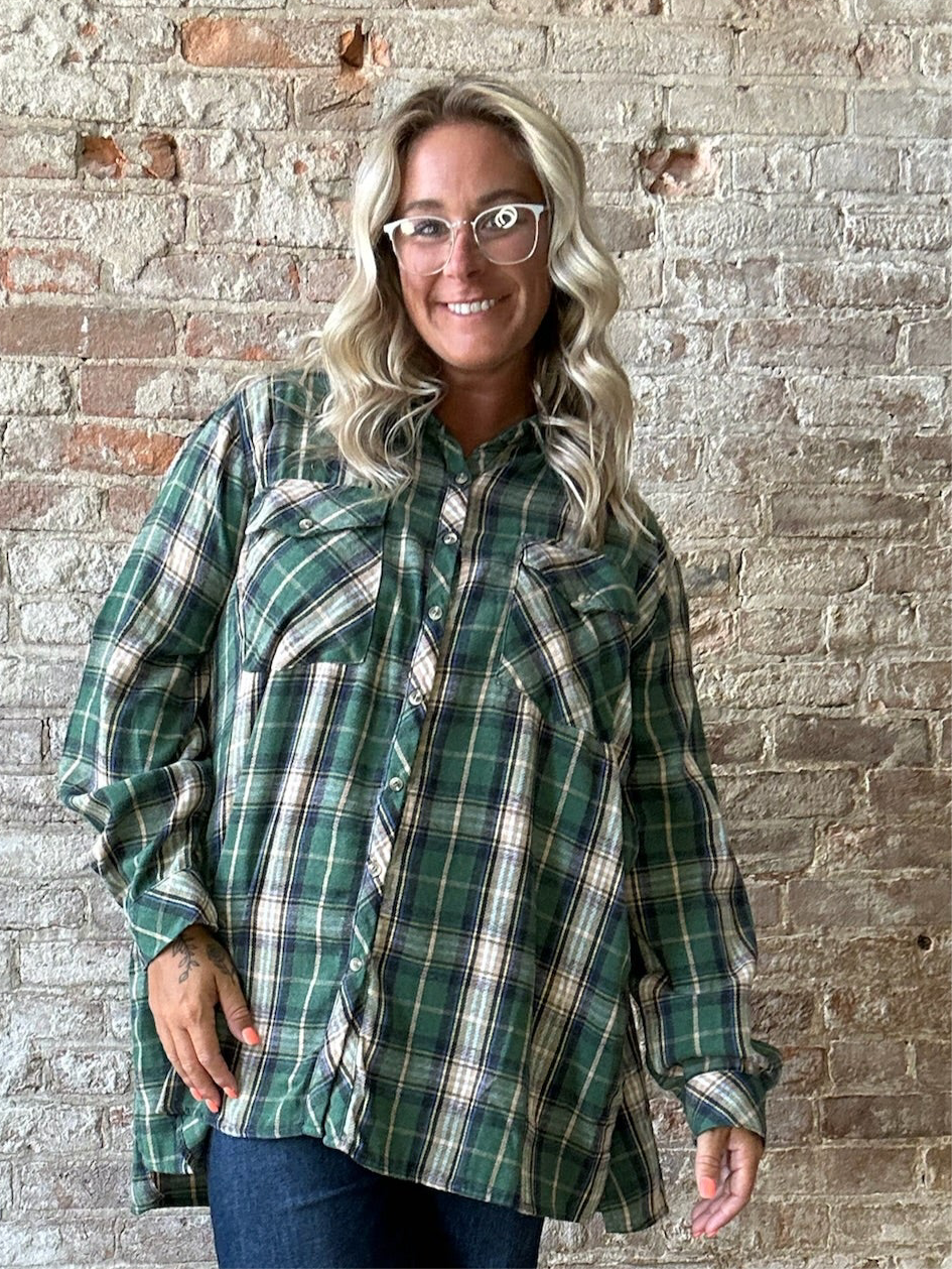 Curvy Plaid Soft Long Sleeved Flannel ~ Hunter Green