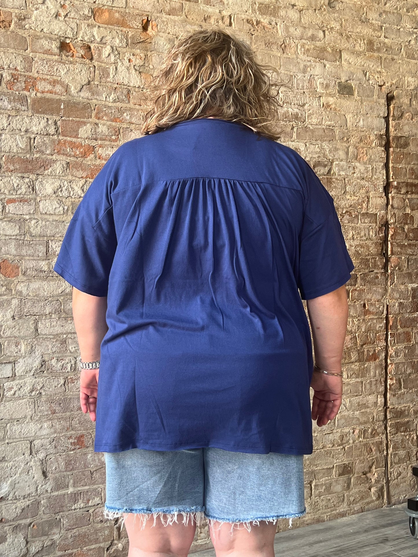 Curvy Front Pocket Raw Edge Boyfriend Tee ~ Navy