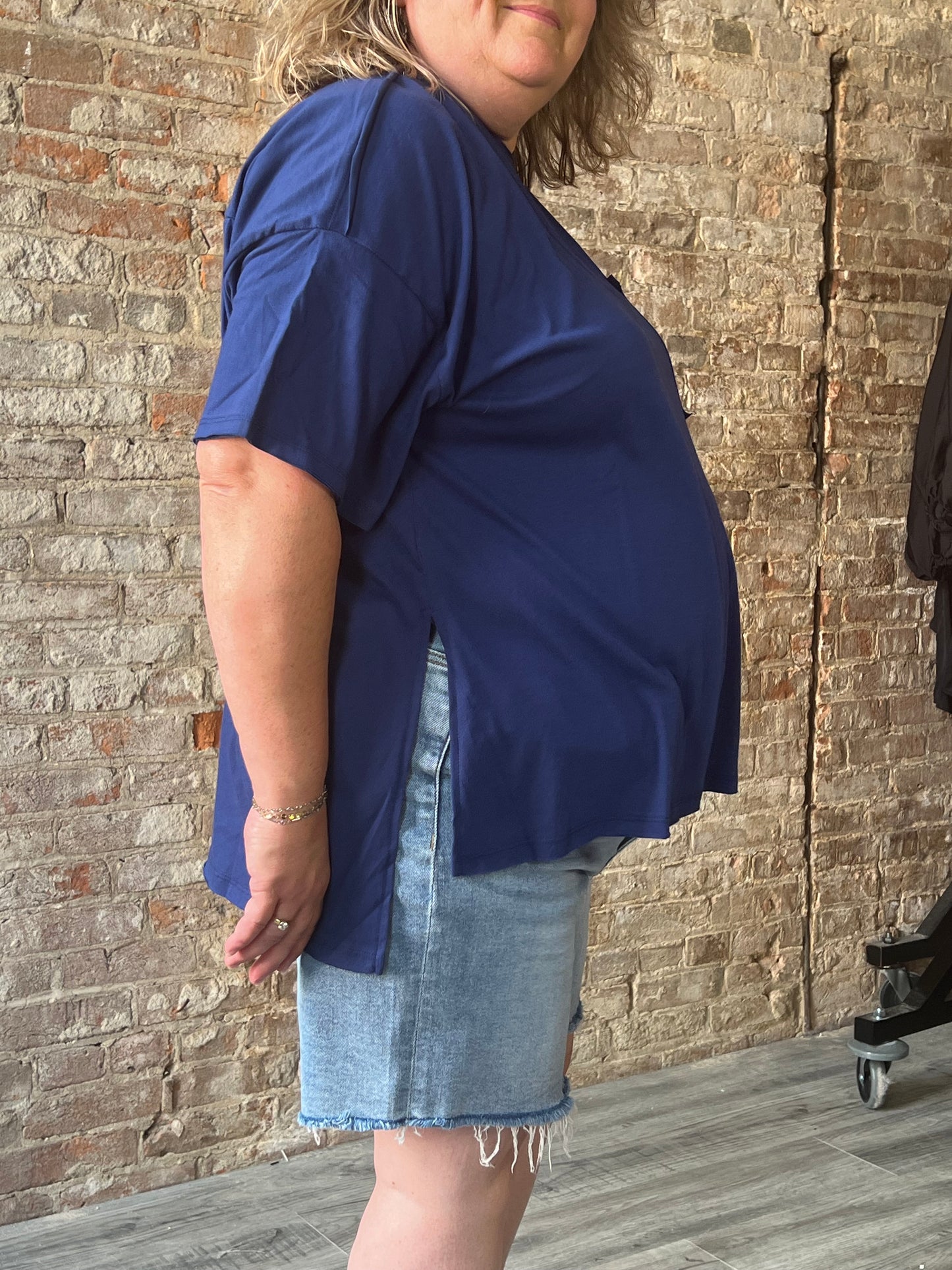 Curvy Front Pocket Raw Edge Boyfriend Tee ~ Navy