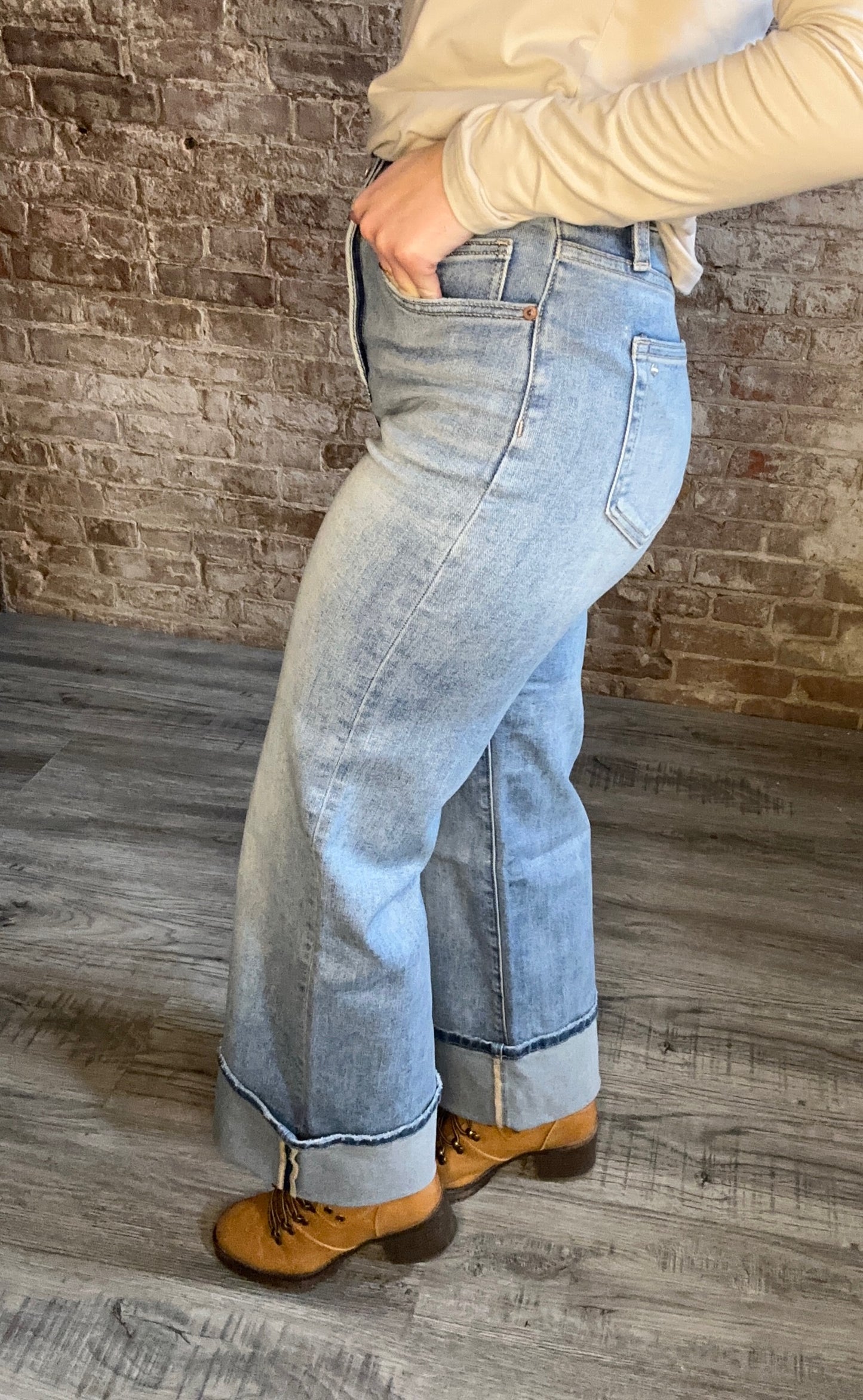 High Rise Wide Leg Cuff Jeans ~ Light Wash
