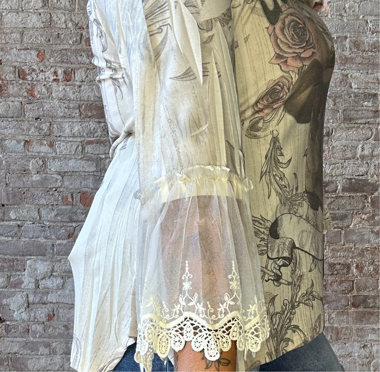 Curvy Cowgirl Top with Lace Sleeves