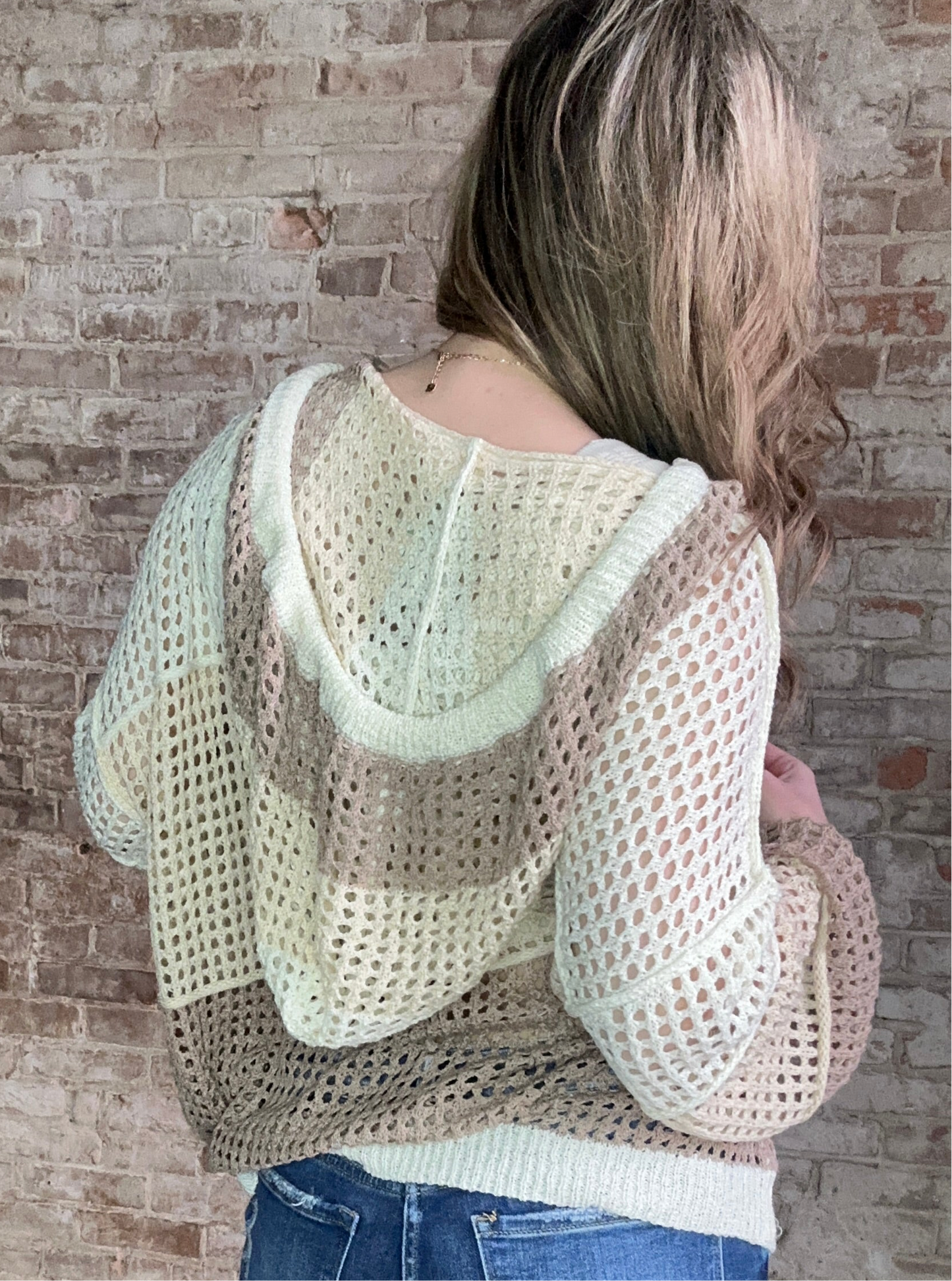 Contrasting Color Match Oversized Knit with Hood