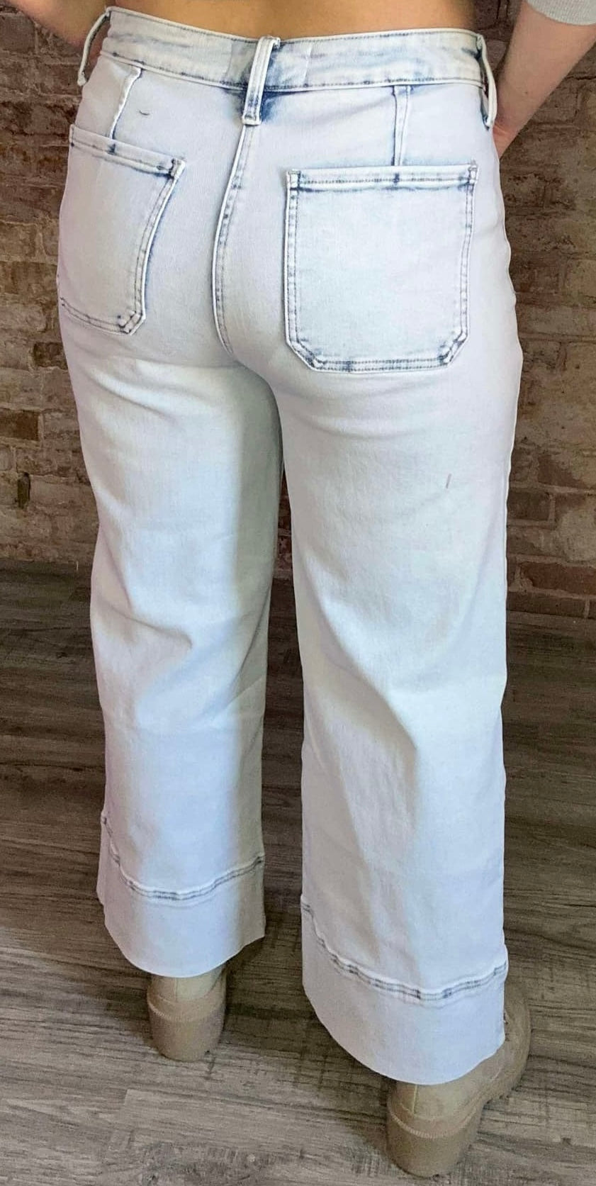 High Rise Wide Leg Cropped Jeans