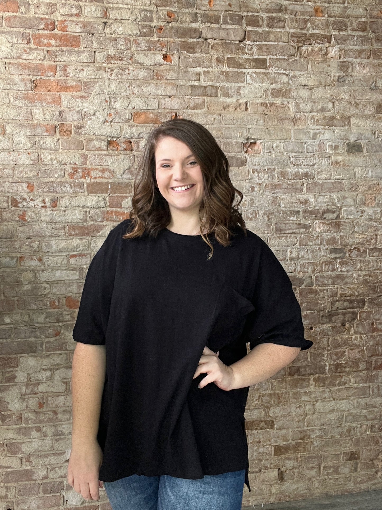 Curvy Simple Short Sleeved Tee