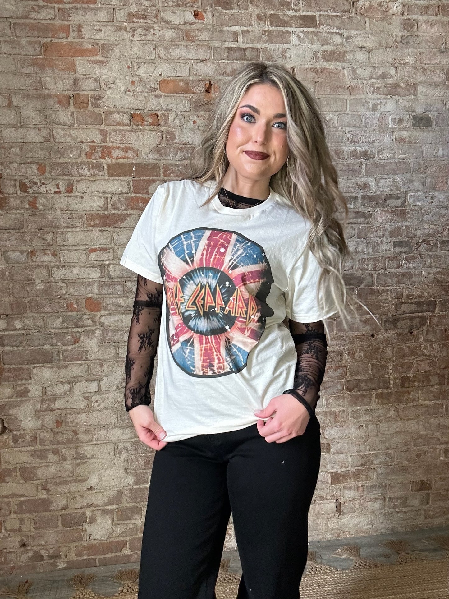 Def Leppard Graphic T-Shirt