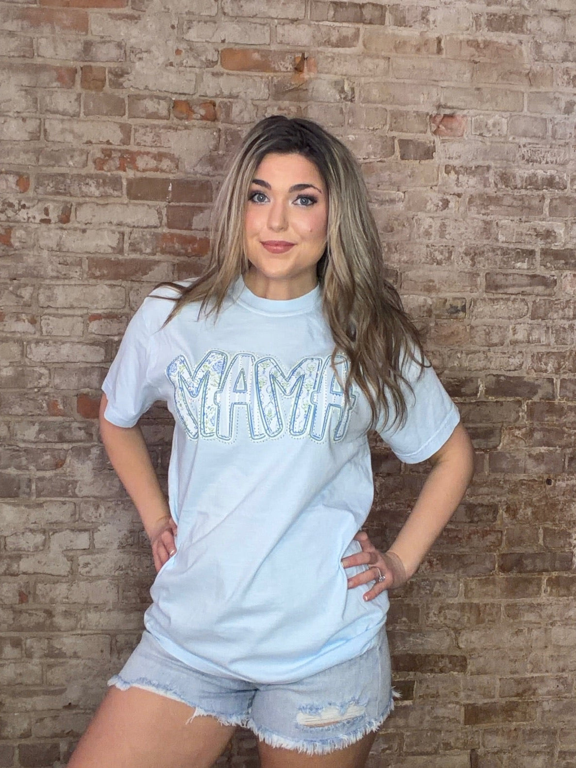 'Mama' Graphic T-Shirt