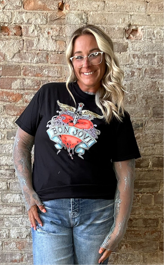 Curvy Bon Jovi Vintage Classic Rock T-Shirt