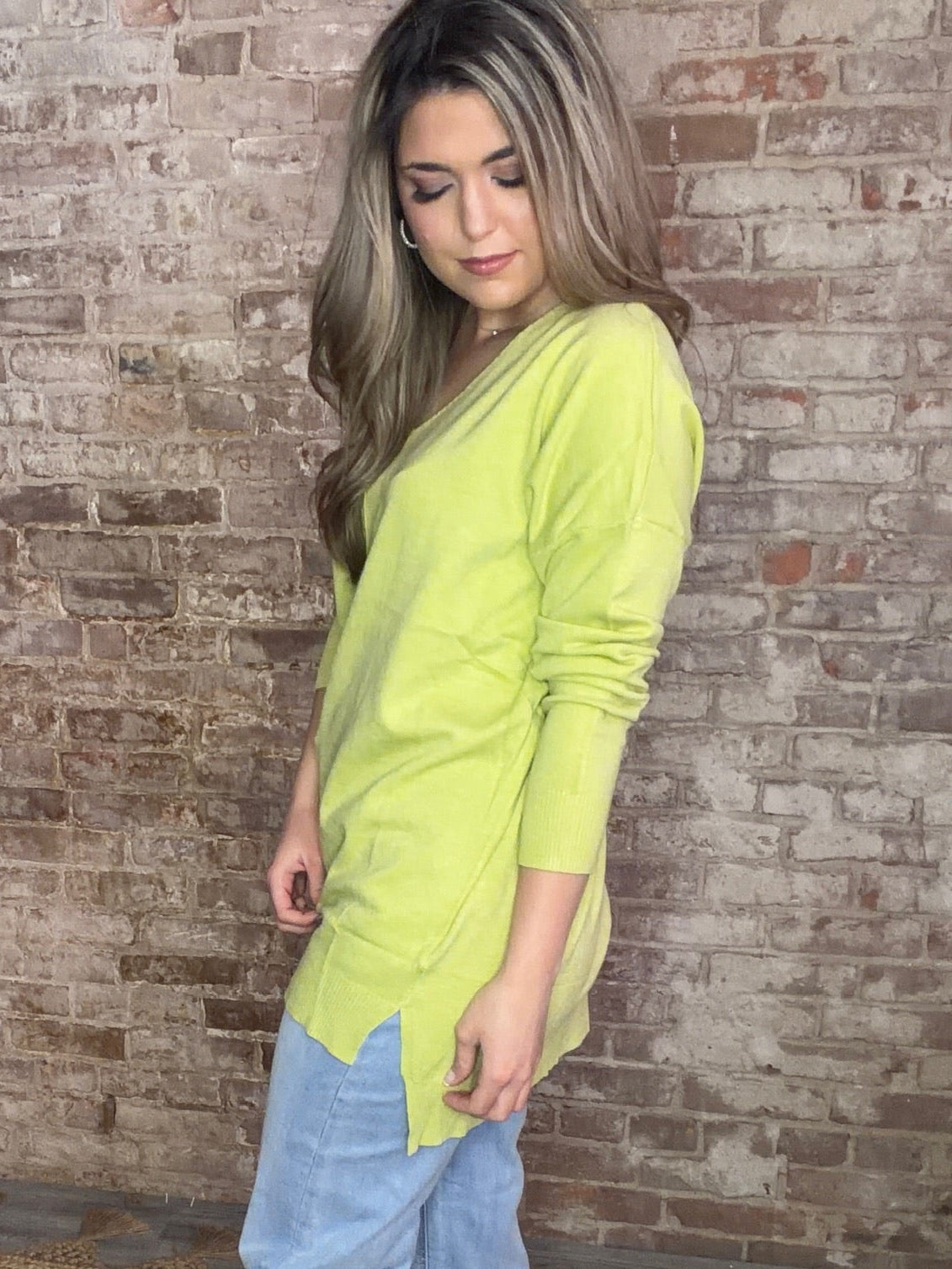 Soft Front Seam V Neck Sweater ~ Matcha Green
