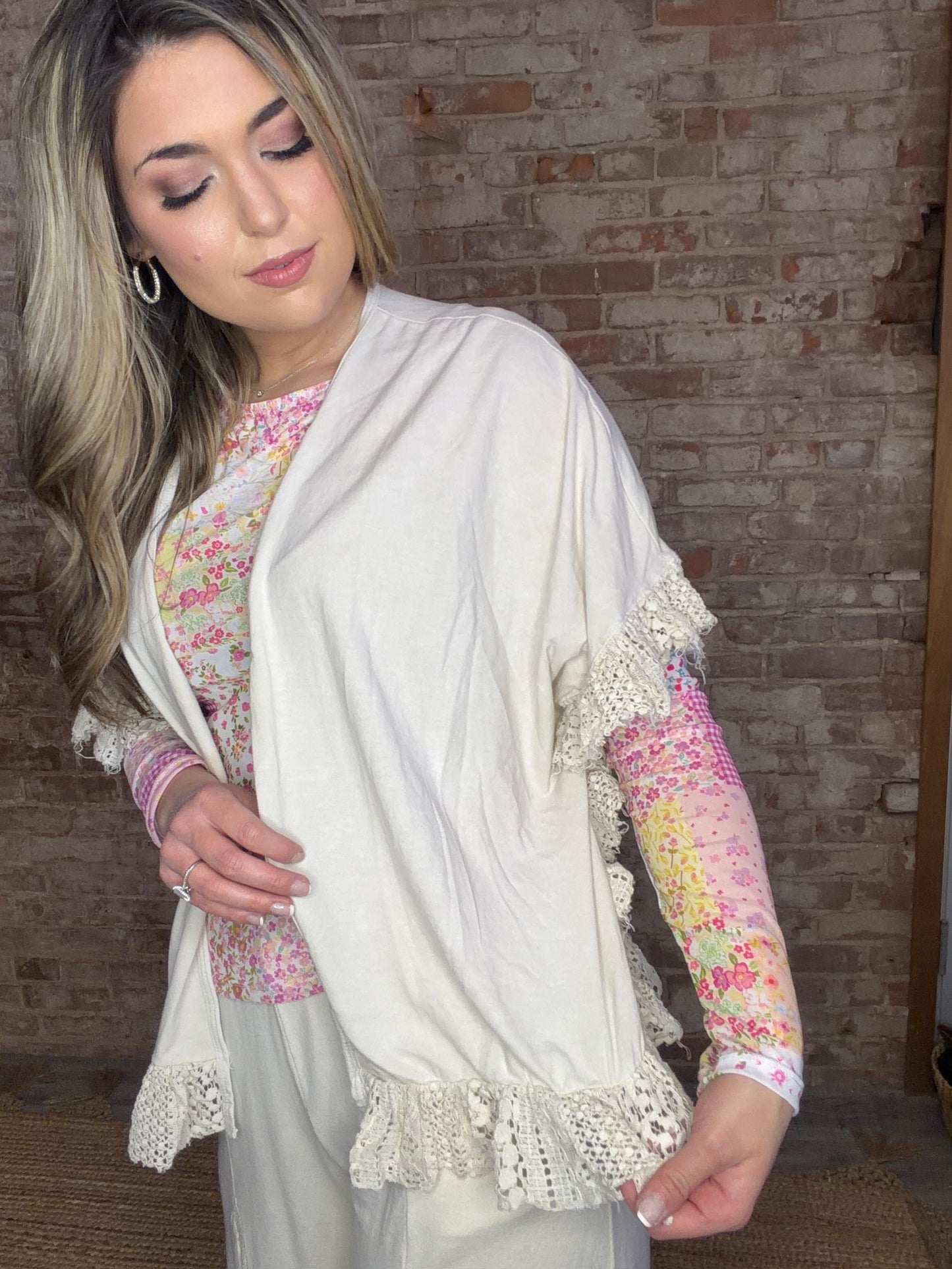 Mineral Washed Lace Detail Kimono