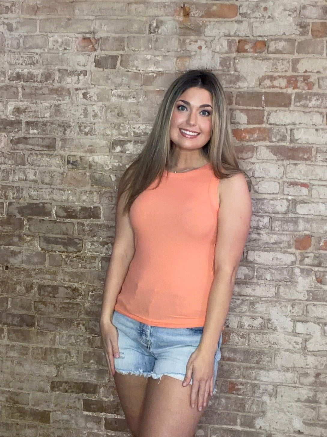 Ribbed Round Neck Tank Top ~ Coral