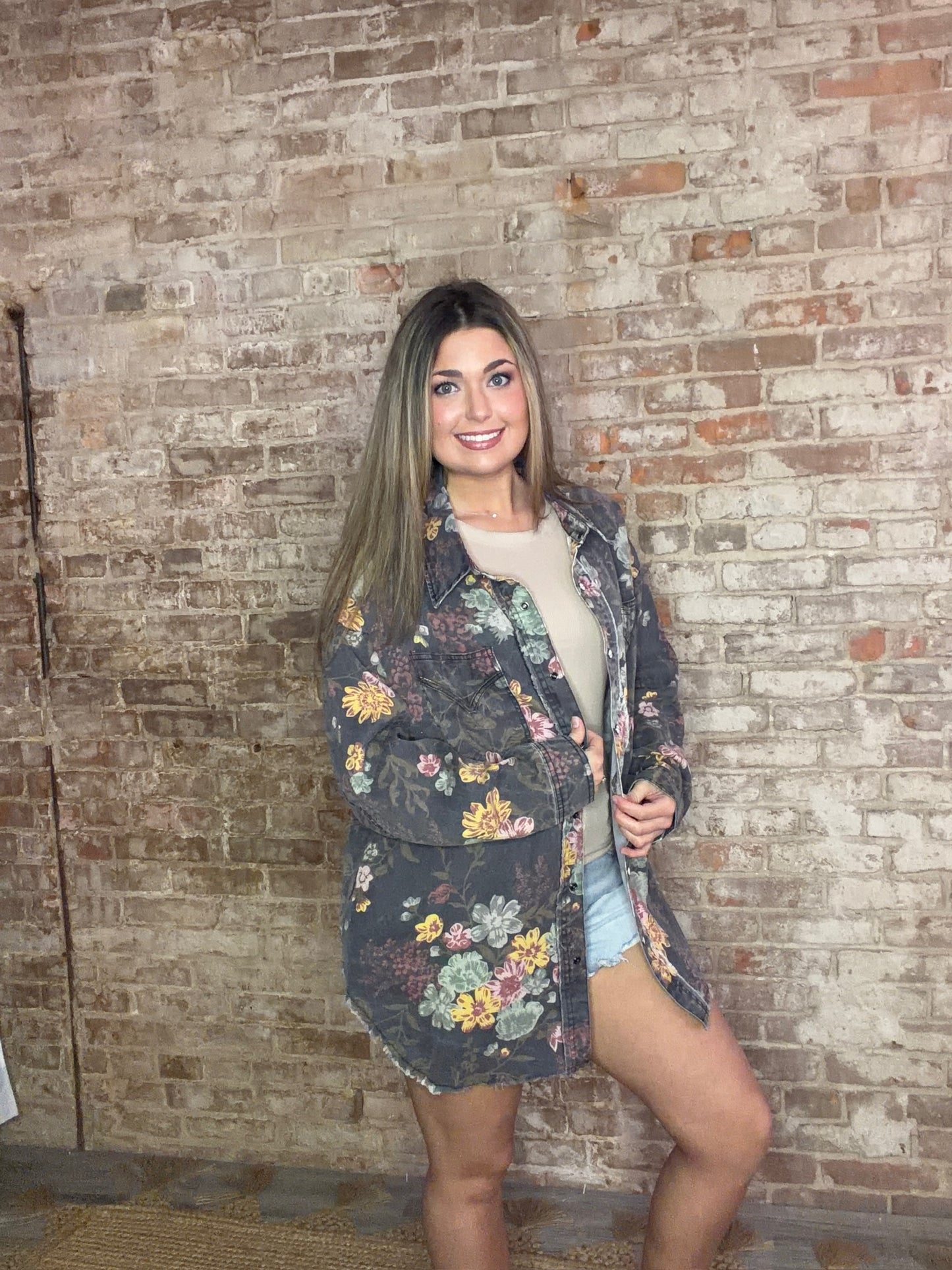 Vintage Look Pearl Snap Floral Western Shirt