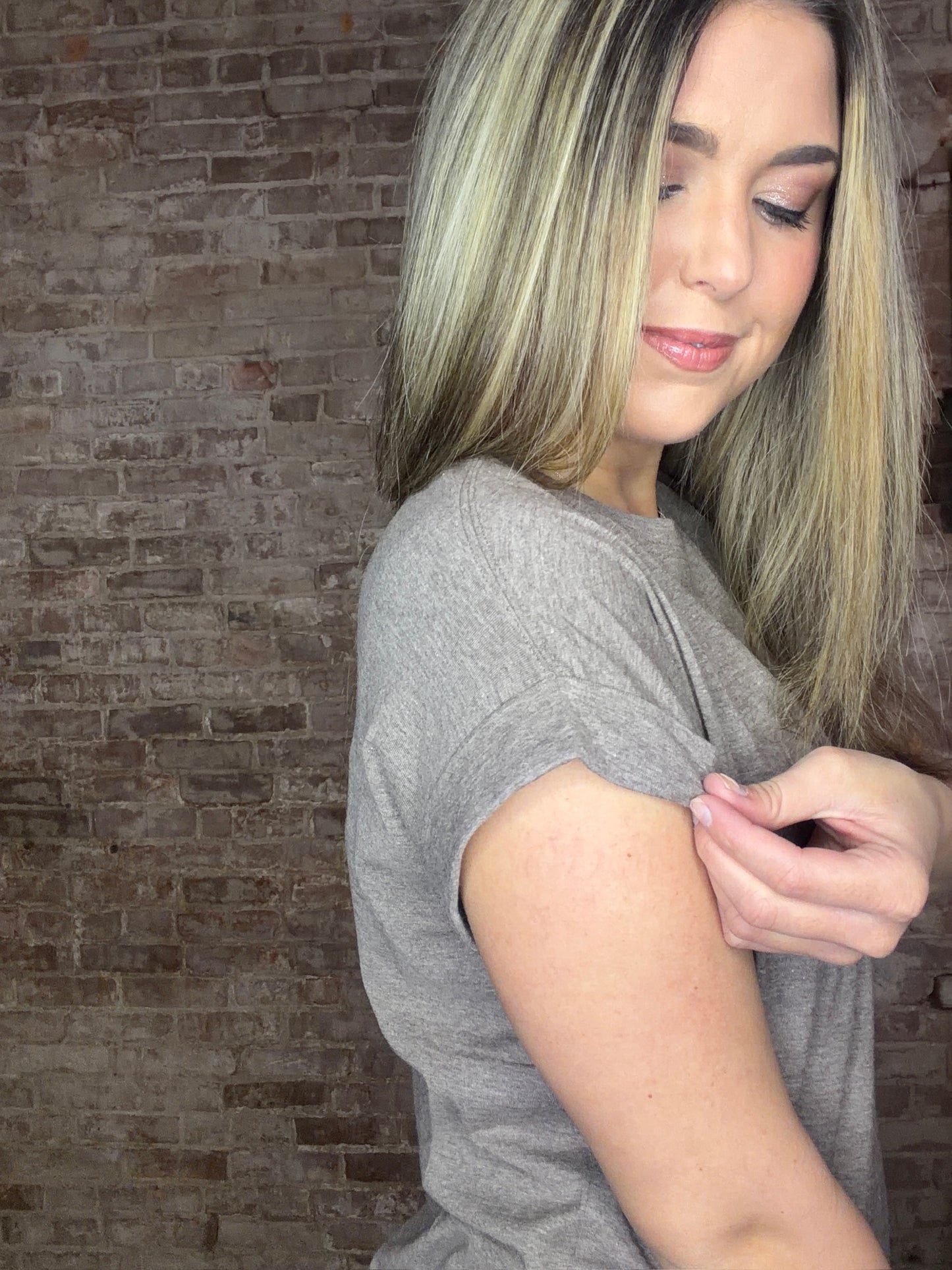 Round Neck Folded Short Sleeve T-shirt ~ Heathered Brown