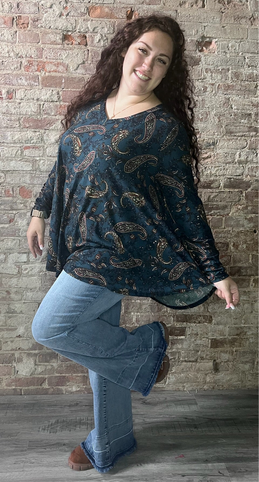 Curvy Flowy Paisley Knit Shirt