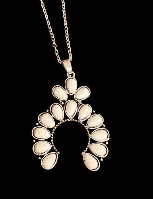 Ivory Bohemian Blossom Necklace