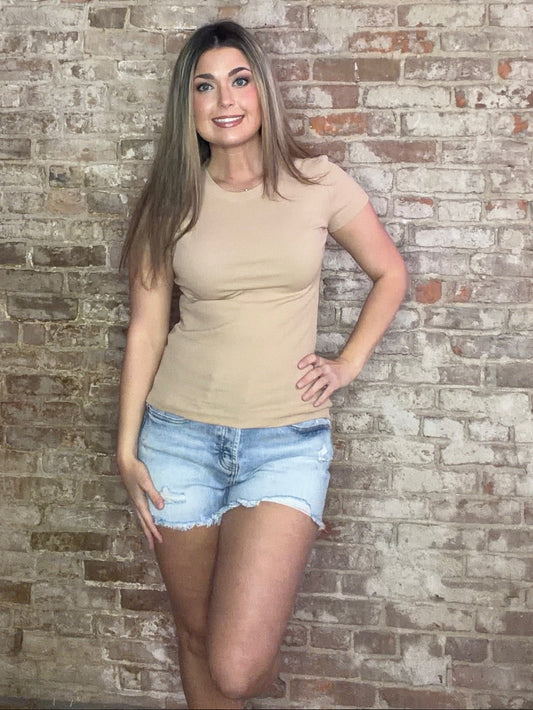 Round Neck Ribbed T-Shirt ~ Tan
